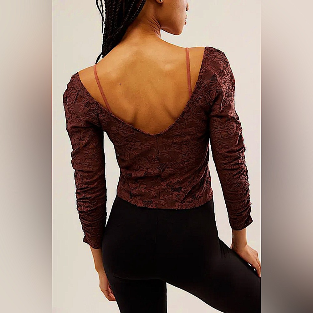 Free People In Rotation Lace Layering Top NWOT - Picture 3 of 7